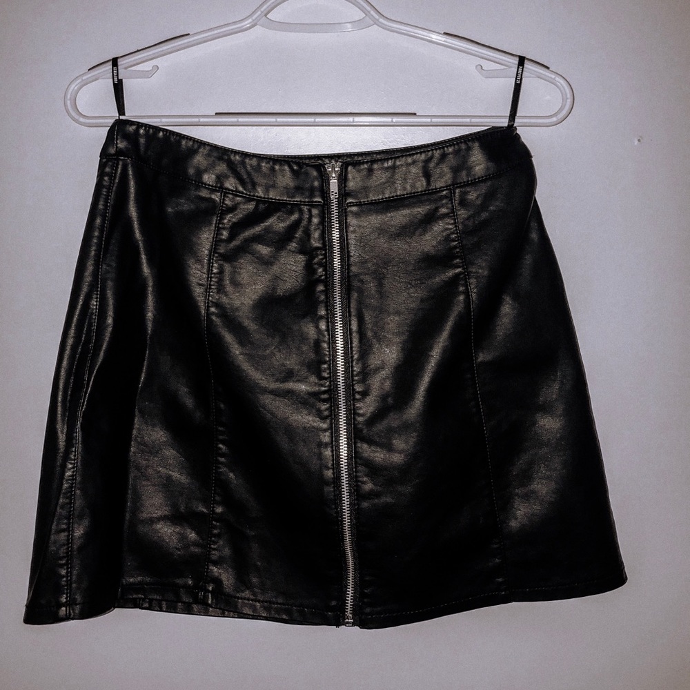 leather zip up skirt
